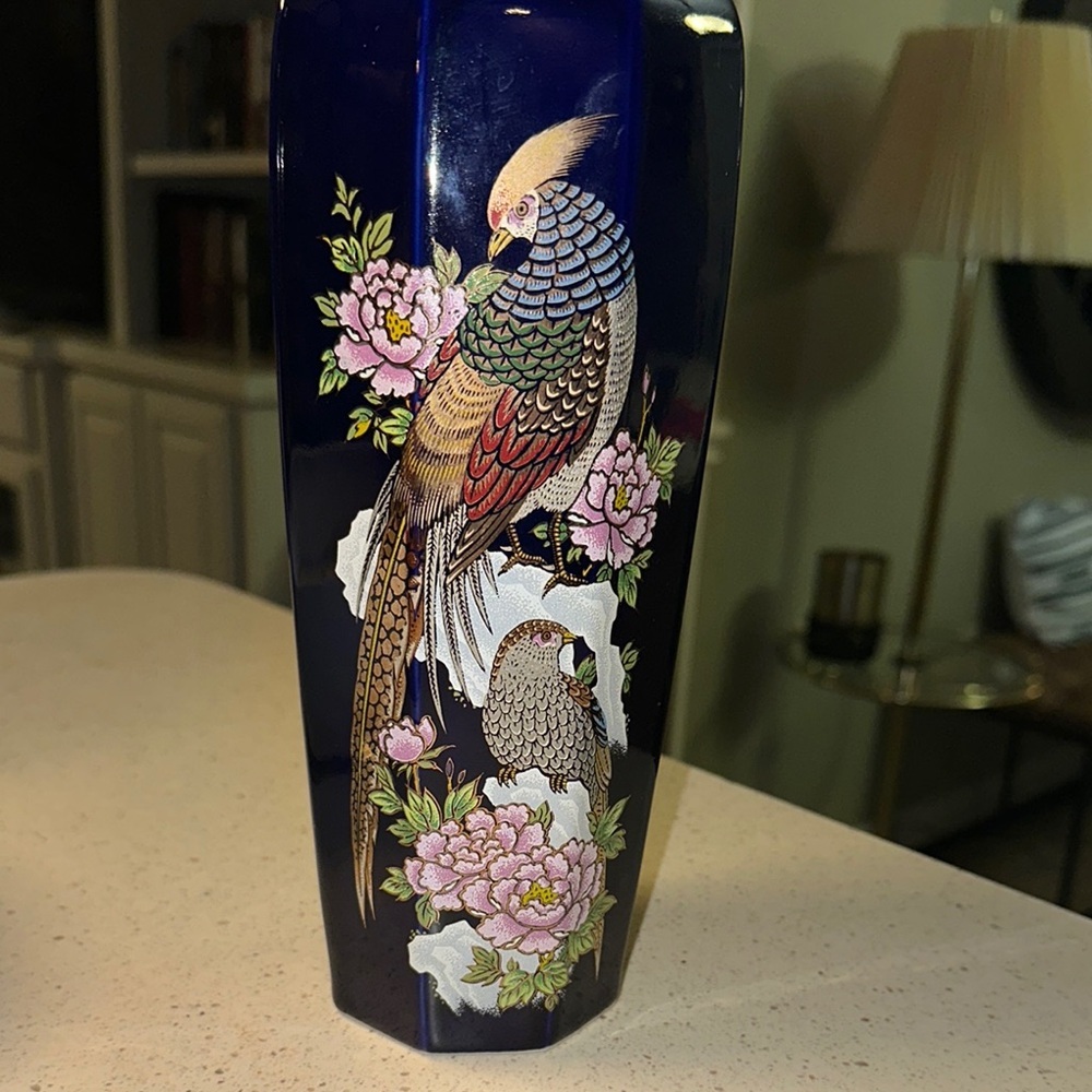 Japanese Blue Vase with Bird and Floral Design, Made in Japan - Picture 6 of 11